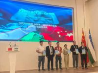 茯茶镇集团签订了300万美元的茯茶贸易往来合作协议